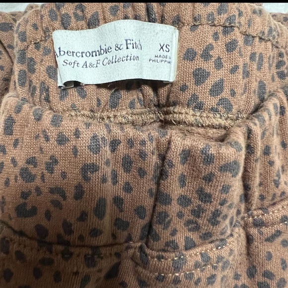 A&F Soft Collection Set - Picture 5 of 6